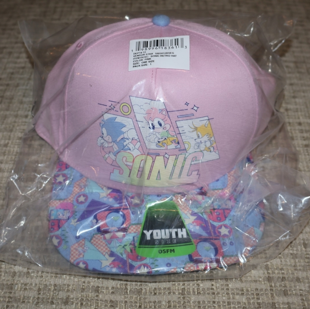 Sonic Retro Youth Snapback Hat-Pink & Blue. OSFM. NWT.